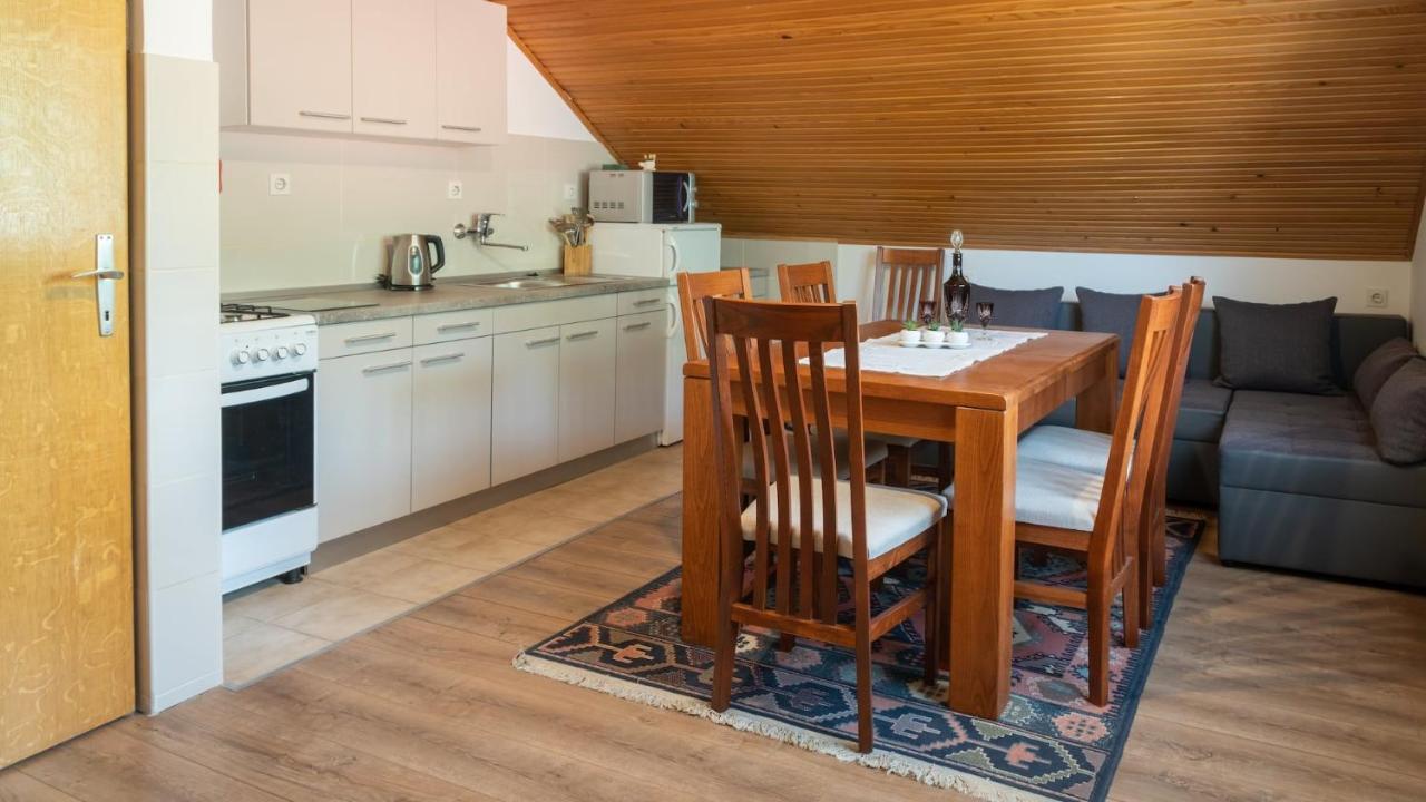 Apartment Kremzar 로크베 외부 사진